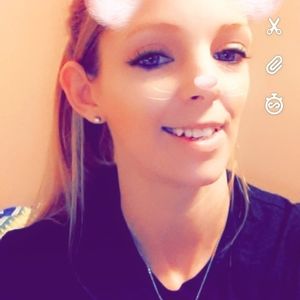 Meet your Posher, Tiffany